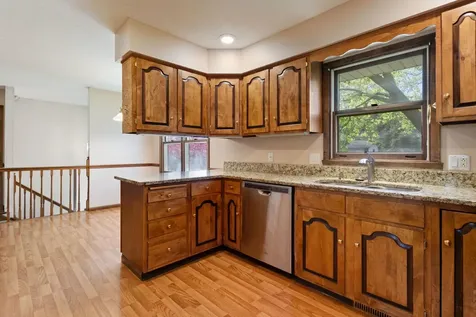 1559 Mccarthy Road Eagan MN 55121