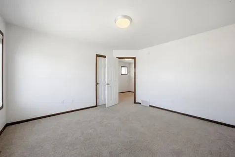 5227 11th Street W West Fargo ND 58078