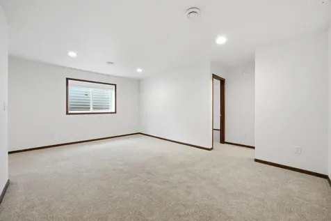 5227 11th Street W West Fargo ND 58078
