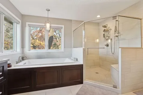 1317 Forest Park Lane Burnsville MN 55337