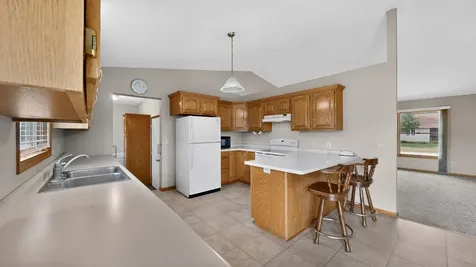 919 Sycamore Street Lake City MN 55041