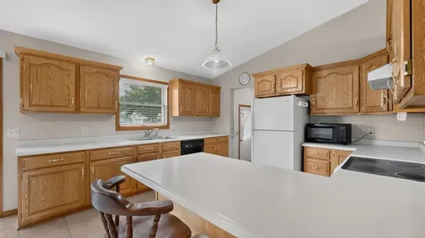 919 Sycamore Street Lake City MN 55041