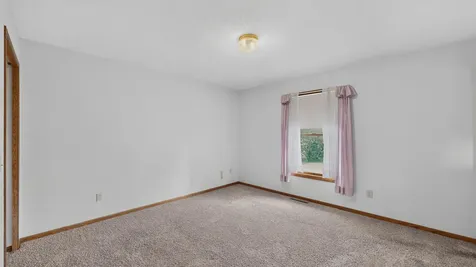 919 Sycamore Street Lake City MN 55041