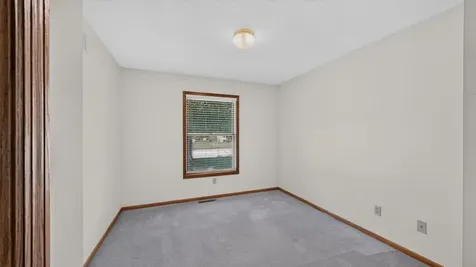 919 Sycamore Street Lake City MN 55041