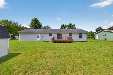 919 Sycamore Street Lake City MN 55041