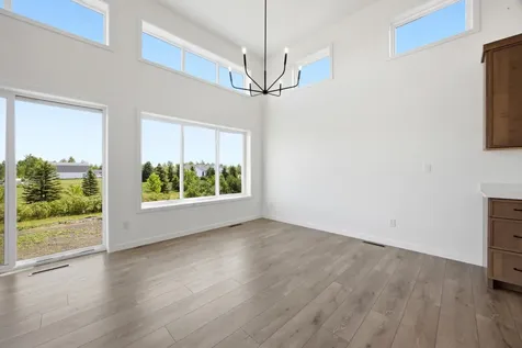 10342 Burgundy Drive Horace ND 58047