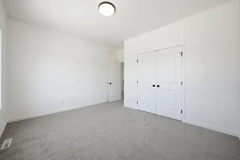 10342 Burgundy Drive Horace ND 58047