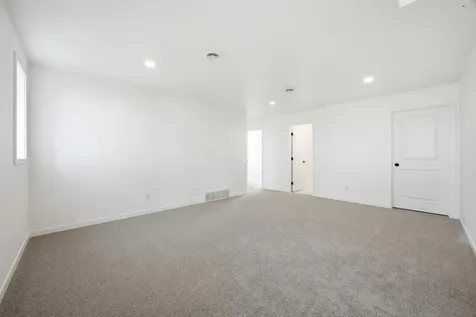 10342 Burgundy Drive Horace ND 58047