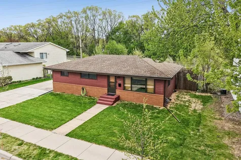 1208 36 1/2 Avenue NE Minneapolis MN 55418