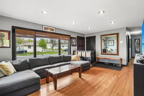1208 36 1/2 Avenue NE Minneapolis MN 55418
