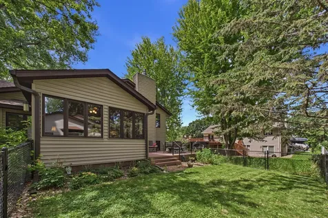 3025 Thunder Bay Road Little Canada MN 55117