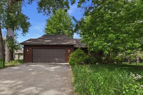 3025 Thunder Bay Road Little Canada MN 55117