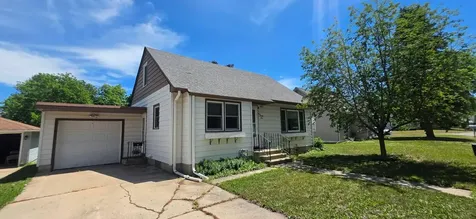 121 Mcarthur Drive Albert Lea MN 56007