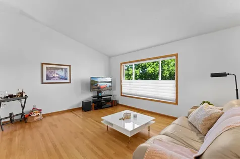 17509 Five Oaks Drive Farmington MN 55024