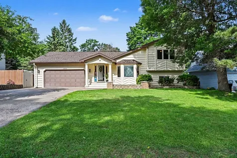 12950 Linnet Street NW Coon Rapids MN 55448