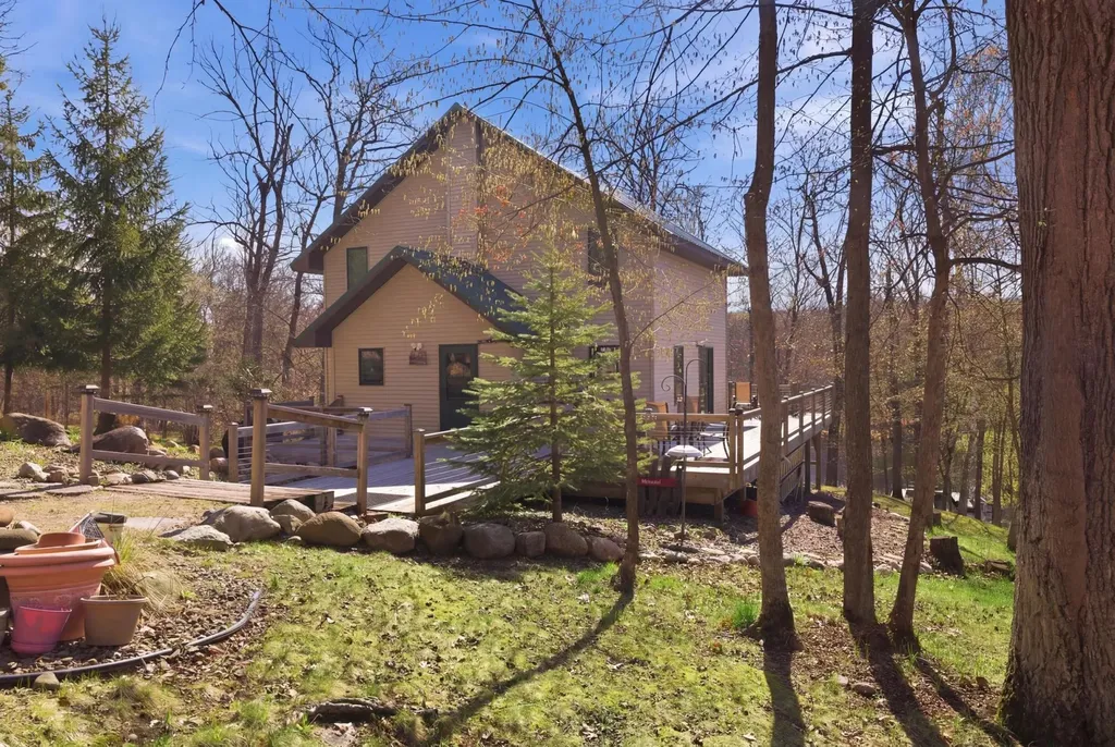 40372 Little Pine River Road Emily MN 56447