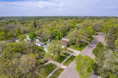 607 W Summit Avenue Fergus Falls MN 56537