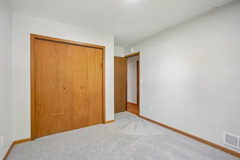 15229 Buchanan Court Eden Prairie MN 55344