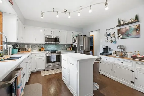2419 27th Avenue S Fargo ND 58103
