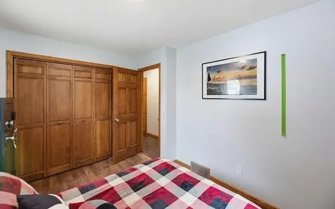 2419 27th Avenue S Fargo ND 58103
