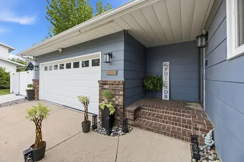 2419 27th Avenue S Fargo ND 58103