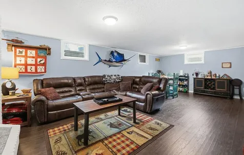 2419 27th Avenue S Fargo ND 58103