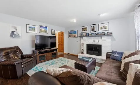 2419 27th Avenue S Fargo ND 58103