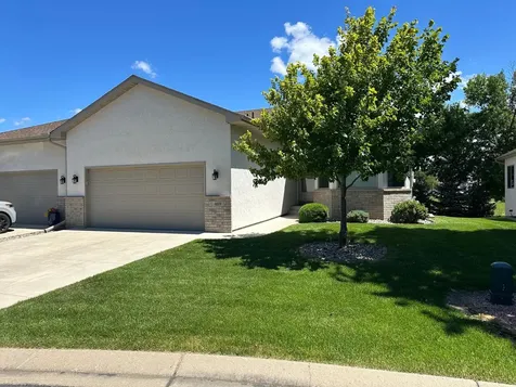 469 Roundhouse Street Shakopee MN 55379
