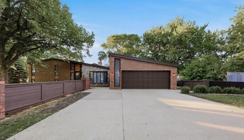 415 14th Avenue N Fargo ND 58102