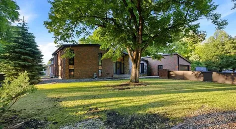 415 14th Avenue N Fargo ND 58102