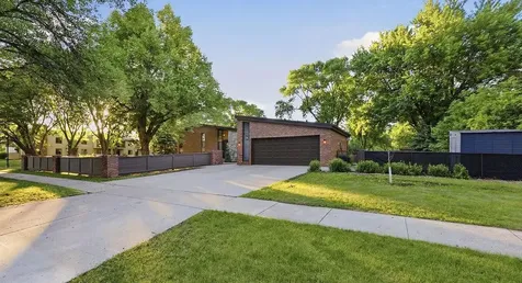 415 14th Avenue N Fargo ND 58102