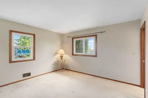 9908 Oxborough Road Bloomington MN 55437