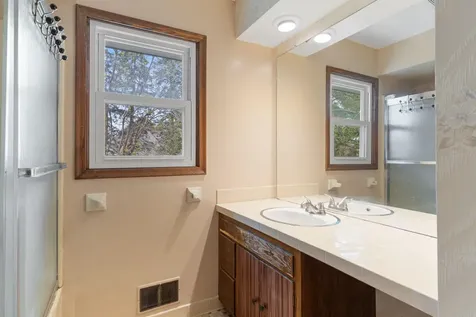 9908 Oxborough Road Bloomington MN 55437