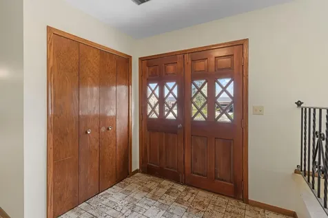 9908 Oxborough Road Bloomington MN 55437