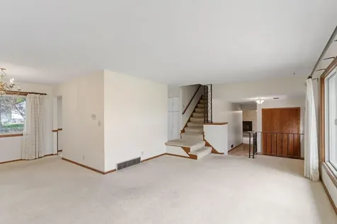 9908 Oxborough Road Bloomington MN 55437