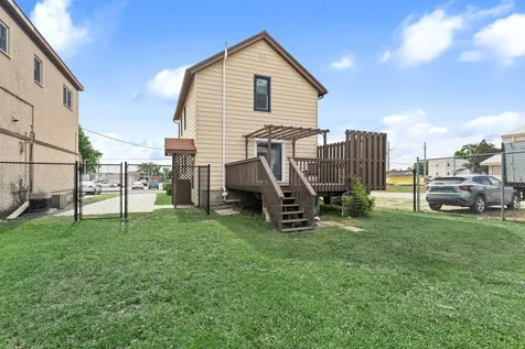 422 1st Avenue SE Stewartville MN 55976