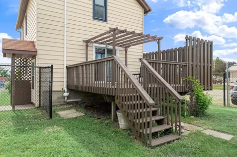 422 1st Avenue SE Stewartville MN 55976