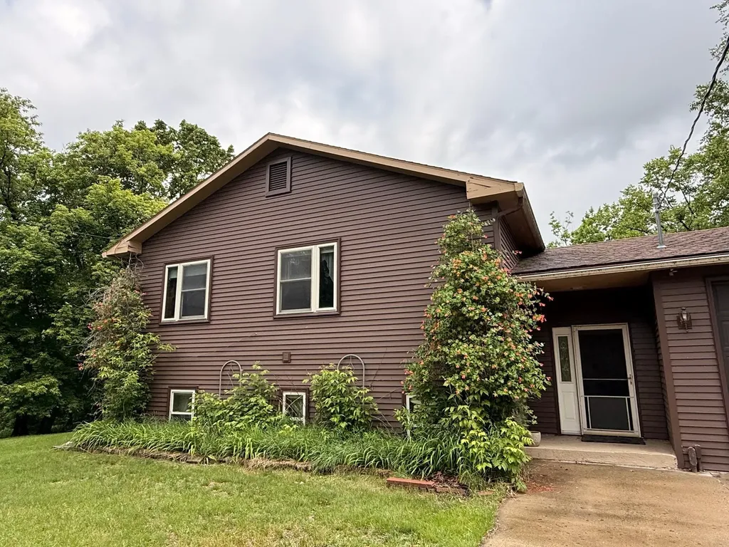26324 Paradise Point Road Detroit Lakes MN 56501