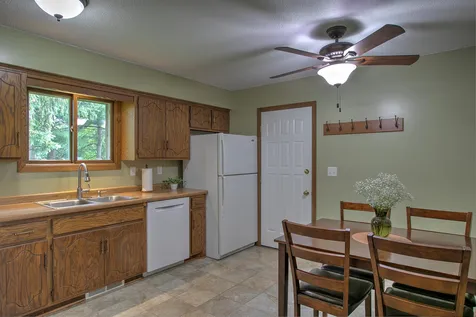 9793 301st Avenue NE North Branch MN 55056