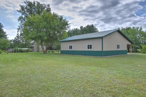 9793 301st Avenue NE North Branch MN 55056