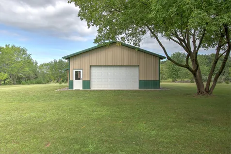 9793 301st Avenue NE North Branch MN 55056
