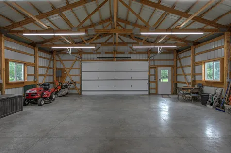 9793 301st Avenue NE North Branch MN 55056