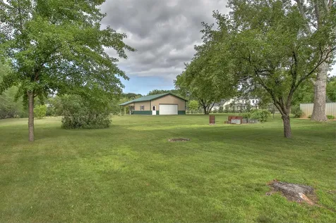 9793 301st Avenue NE North Branch MN 55056