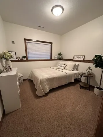 5002 45th Avenue S Fargo ND 58104