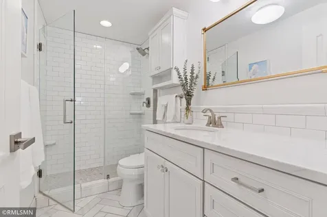 2928 Dean Parkway Minneapolis MN 55416