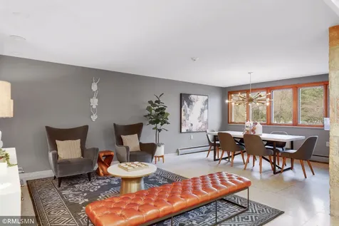 2928 Dean Parkway Minneapolis MN 55416