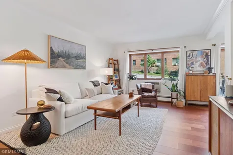 2928 Dean Parkway Minneapolis MN 55416