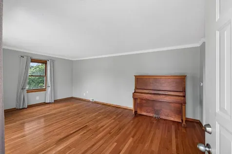 2559 Clarence Street Maplewood MN 55109