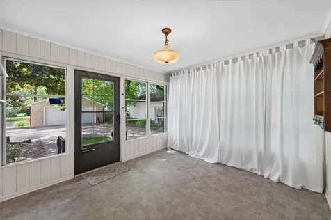 2559 Clarence Street Maplewood MN 55109