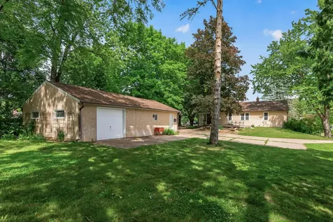 2559 Clarence Street Maplewood MN 55109